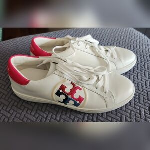 Tory Burch leather sneaker with signature logo